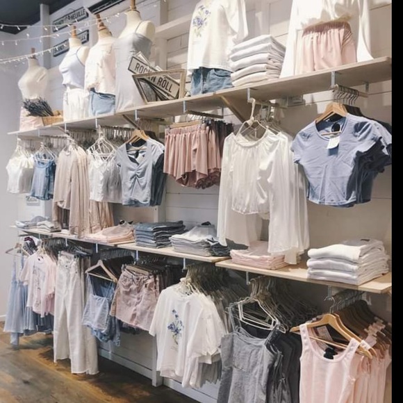 ✨ALL BRANDY mystery box✨ - Picture 1 of 5